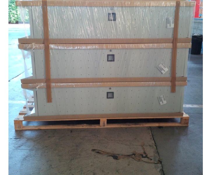 Armadio casellario a 4 vani monoblocco verniciato cm. 42x50x180h