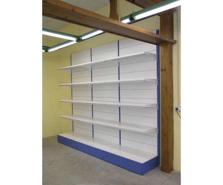 Arredo negozio con scaffalatura a parete verniciata cm. 80x50x300h